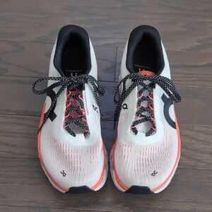 On Cloud Cloudmonster Running Shoes Women's Size 9 White